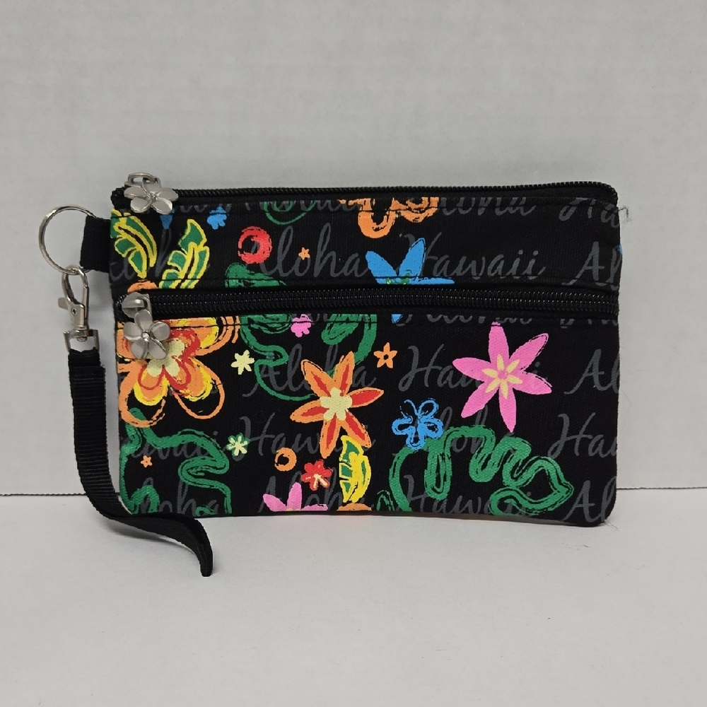 KC Hawaii Island Impressions Floral Black Wristlet EUC 7.5"x5"
